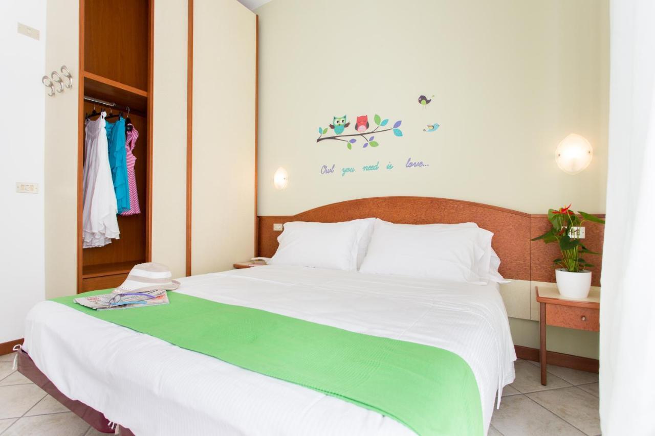 B&B Isabella Milano Marittima Eksteriør billede